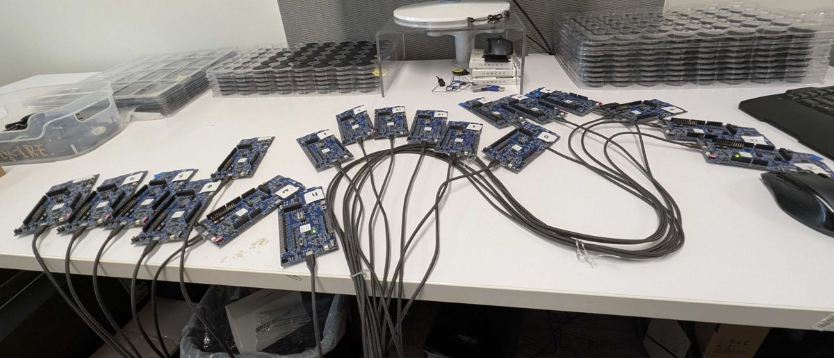 Device update and recovery system, photo 1